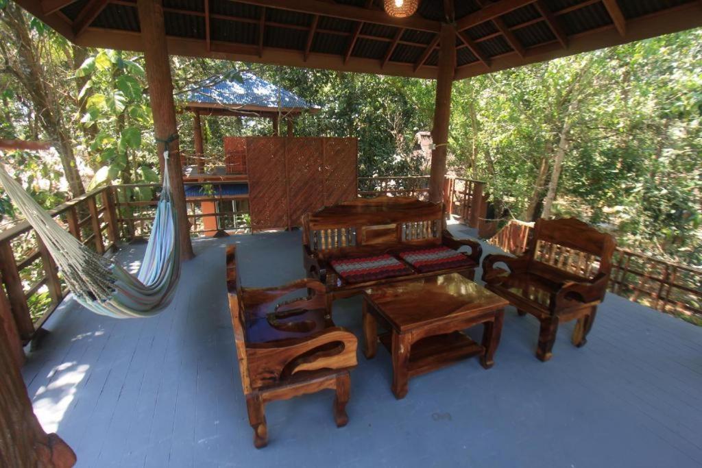 Jj Beach Resort & Jj Seafood Koh Phayam Bagian luar foto